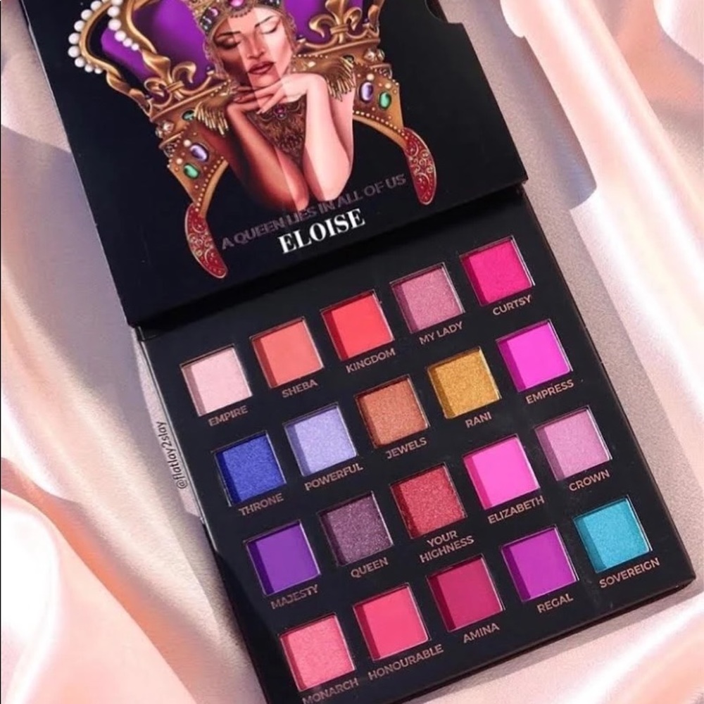 THE QUEEN EYE SHADOW PALETTE